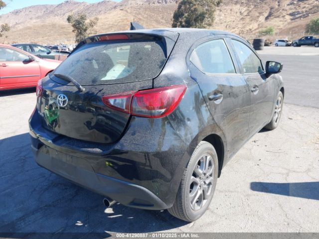 3MYDLBJV0LY700756 Toyota YARIS LE