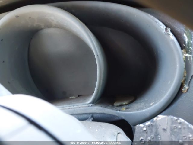 KNDJN2A26G7406173 KIA Soul