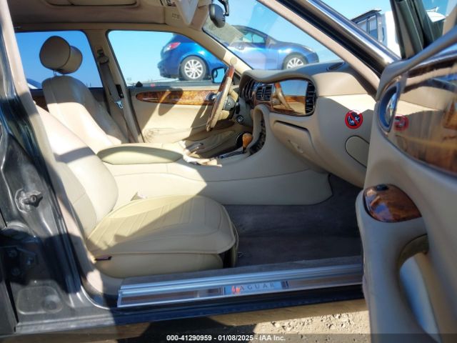 1998 JAGUAR XJ8 SAJKX6247WC822617 Photo 4