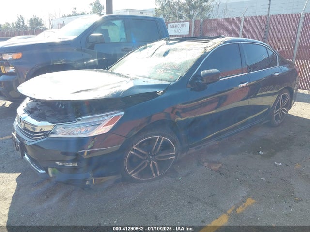 1HGCR3F90GA010902 Honda Accord Touring