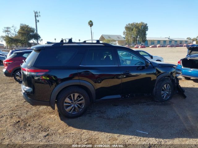 5N1DR3BA4NC240703 Nissan Pathfinder Sv 2wd