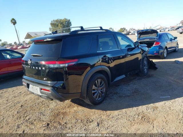 5N1DR3BA4NC240703 Nissan Pathfinder Sv 2wd
