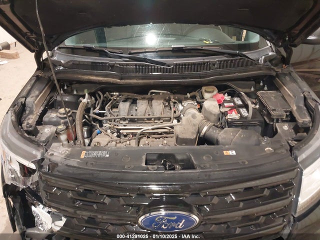 1FM5K8D84JGA57143 Ford EXPLORER XLT