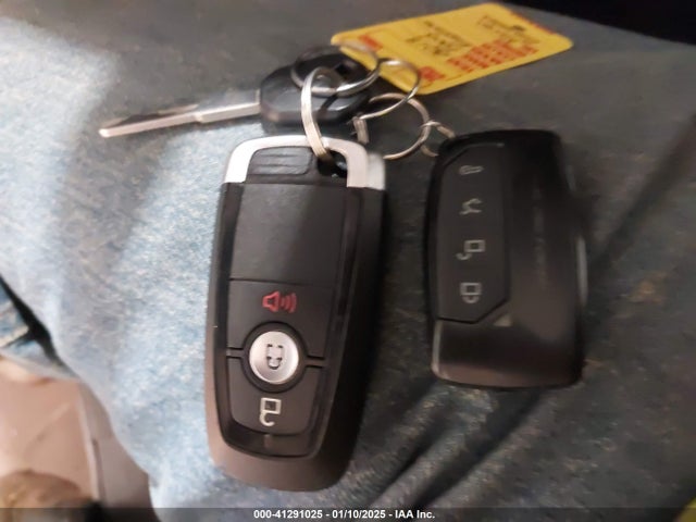 1FM5K8D84JGA57143 Ford EXPLORER XLT