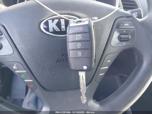 3KPFK4A72HE127424 KIA FORTE LX