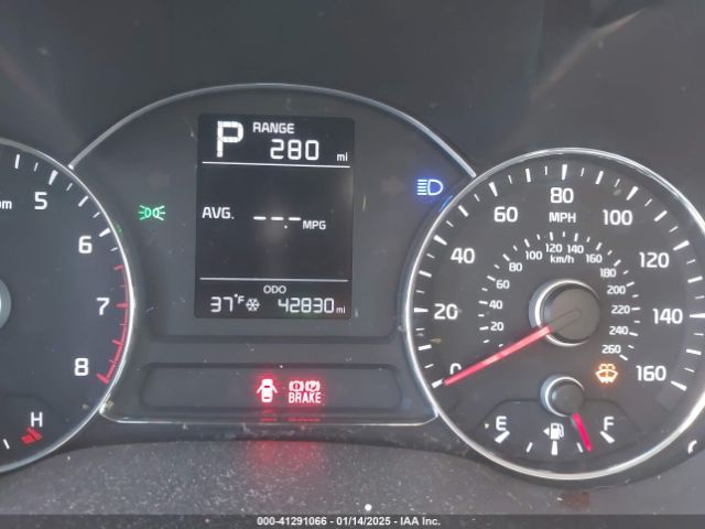 3KPFK4A72HE127424 KIA FORTE LX