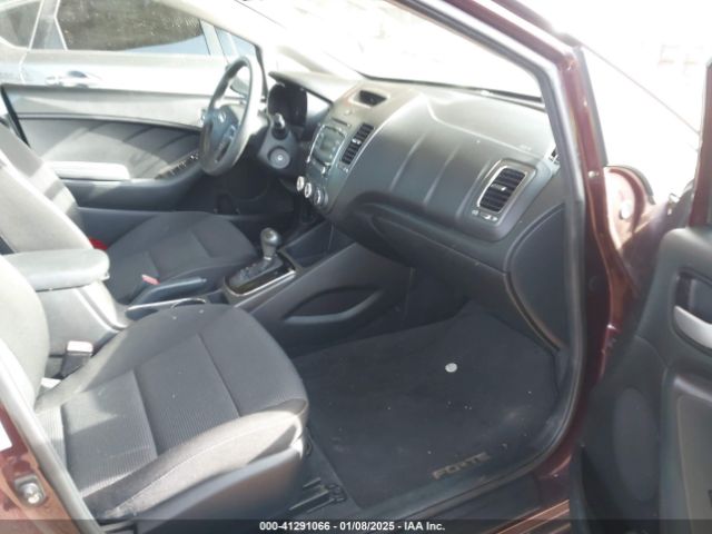 3KPFK4A72HE127424 KIA FORTE LX