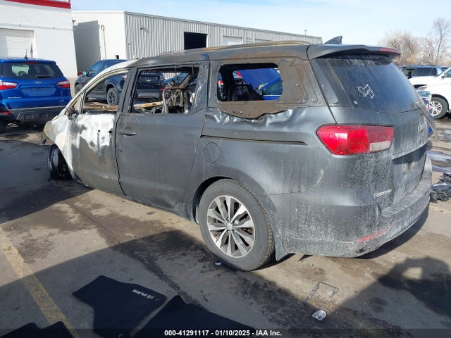 KIA Sedona 2018 KNDMC5C10J6422522 Image 3