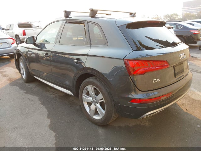 WA1ANAFYXJ2209271 Audi Q5 2.0t Premium/2.0t Tech Premium