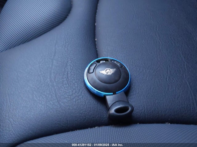2008 MINI COOPER S WMWMF73588TT91082 Photo 10