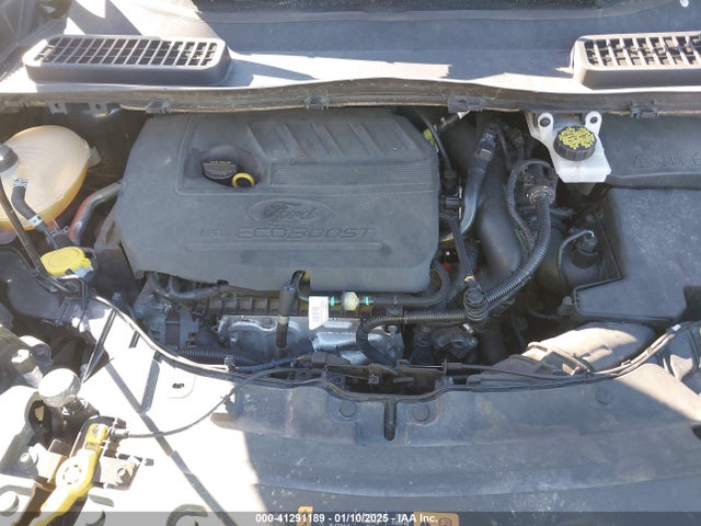 1FMCU9GD3JUA06279 Ford ESCAPE SE