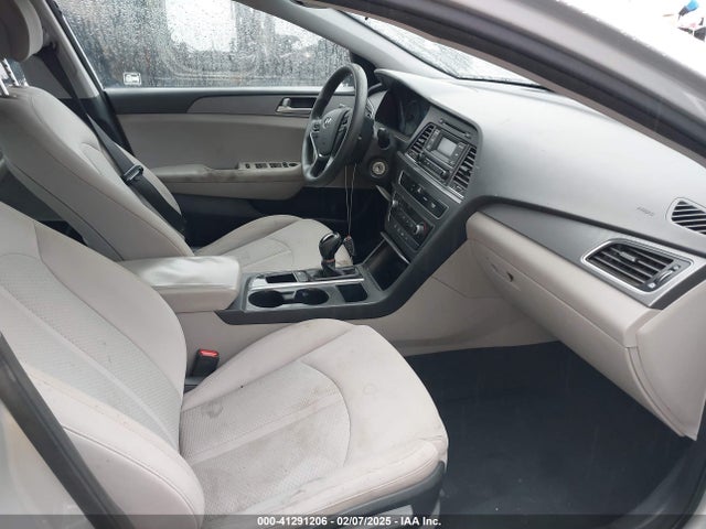 5NPE24AF8FH046150 Hyundai SONATA SE