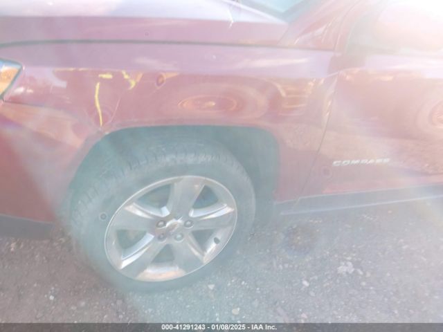 1C4NJDEB8ED761699 Jeep Compass Latitude