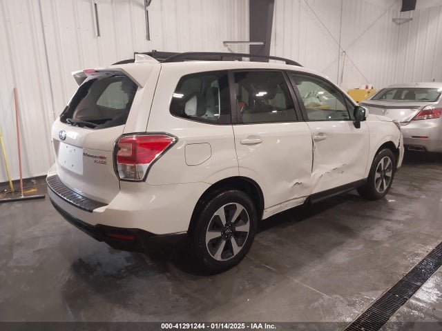 JF2SJAGC0HH436938 Subaru Forester 2.5i Premium