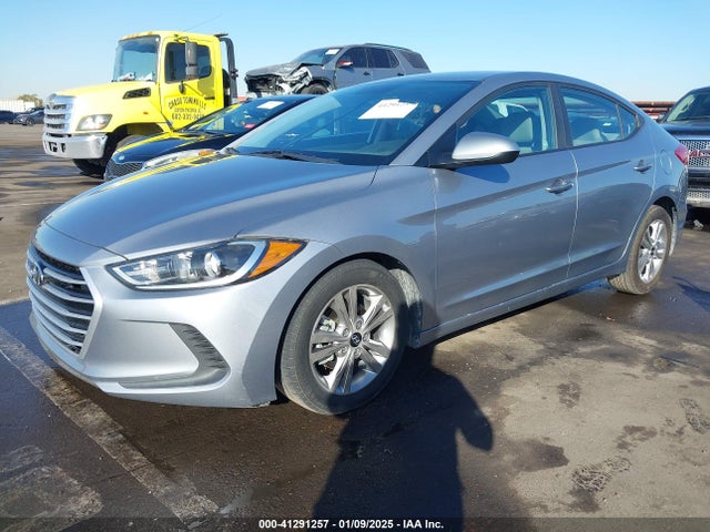 5NPD84LF1HH027403 Hyundai ELANTRA SE