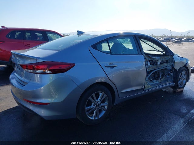 5NPD84LF1HH027403 Hyundai ELANTRA SE