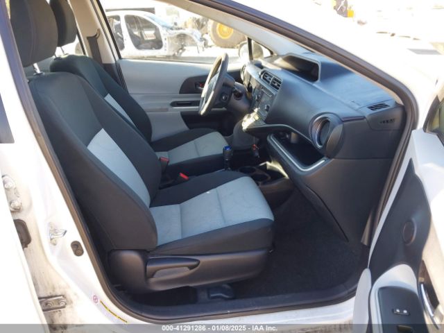 JTDKDTB36E1060257 Toyota Prius C Three