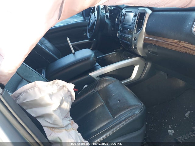 1N6AA1E66HN540467 Nissan Titan Sl