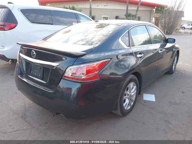Nissan Altima 2.5 S 2015 1N4AL3AP5FC109320 Image 4