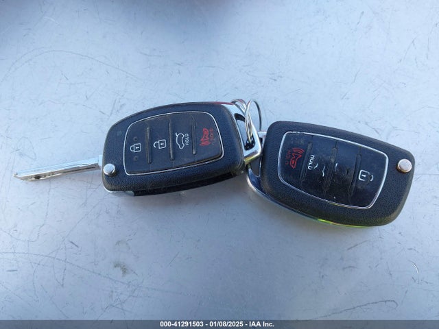 Hyundai SONATA SE 2017 5NPE24AF5HH442880 Image 11