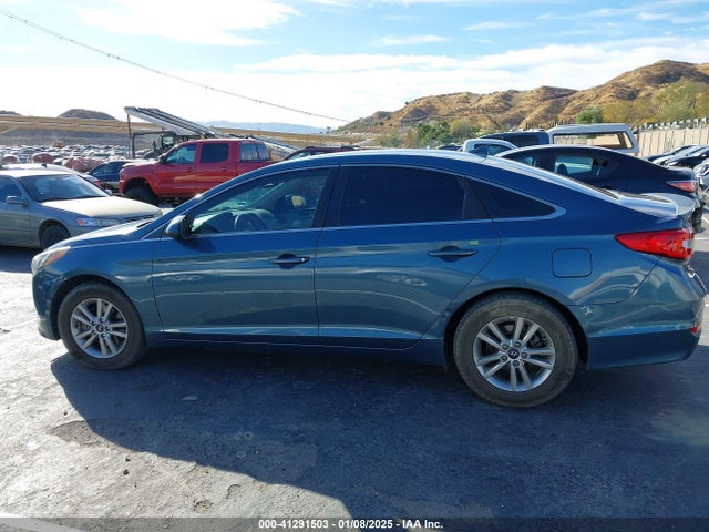 Hyundai SONATA SE 2017 5NPE24AF5HH442880 Image 14