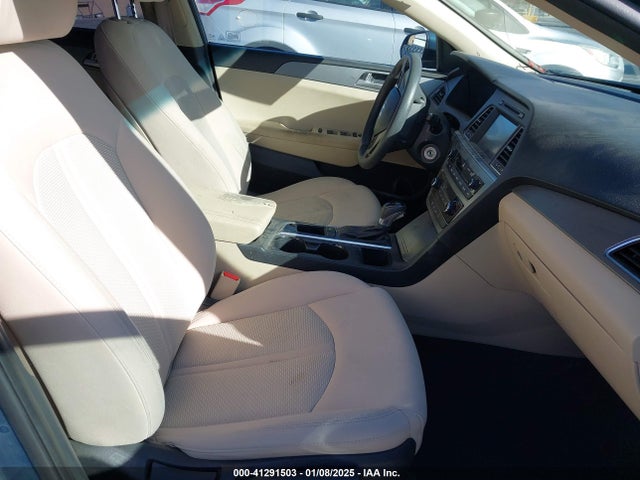 Hyundai SONATA SE 2017 5NPE24AF5HH442880 Image 5
