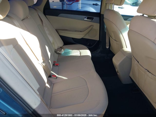 Hyundai SONATA SE 2017 5NPE24AF5HH442880 Image 8