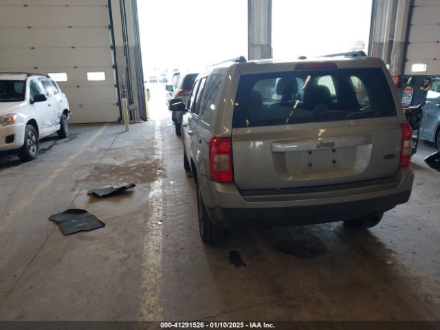 1C4NJPBA1GD694198 Jeep Patriot Sport Se