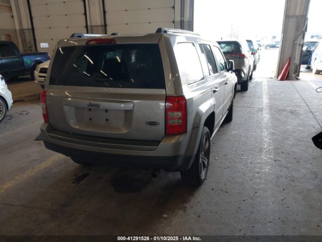 1C4NJPBA1GD694198 Jeep Patriot Sport Se
