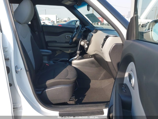 KIA SOUL + 2014 KNDJP3A50E7032649 Image 5