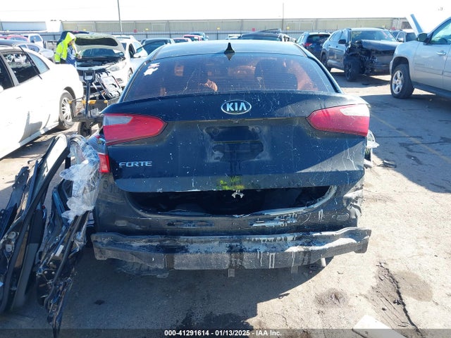 KNAFX4A66G5604324 KIA mpi nu