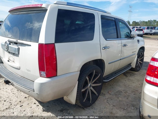 2007 CADILLAC ESCALADE 1GYEC63817R263521 Photo 3