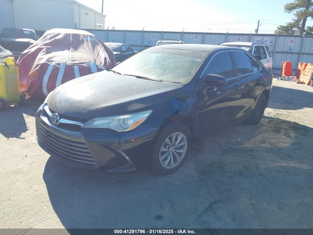 Toyota CAMRY LE 2015 4T1BF1FK3FU888097 Image 2