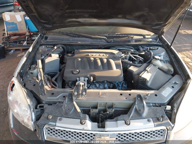 2G1WB5E34F1171795 Chevrolet lfx