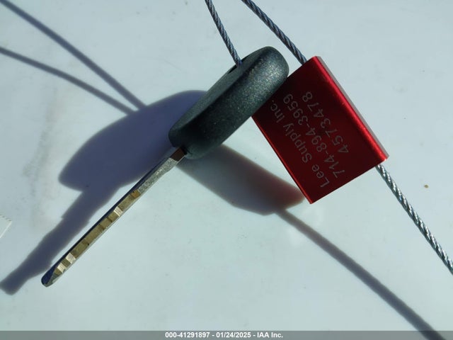 2G1WB5E34F1171795 Chevrolet lfx