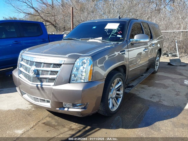 2011 CADILLAC ESCALADE ESV 1GYS4KEFXBR253776 Photo 1