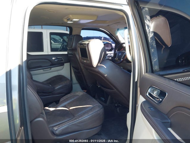 2011 CADILLAC ESCALADE ESV 1GYS4KEFXBR253776 Photo 7