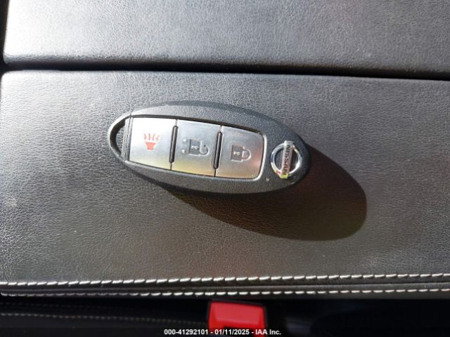 JN8AT3AB6MW208033 Nissan Rogue S Intelligent Awd