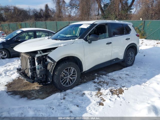 JN8AT3AB6MW208033 Nissan Rogue S Intelligent Awd