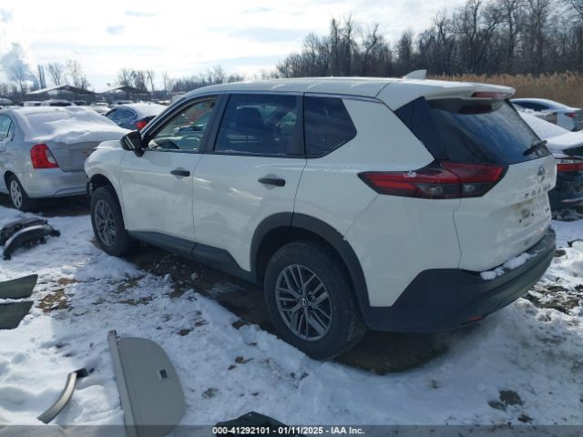 JN8AT3AB6MW208033 Nissan Rogue S Intelligent Awd