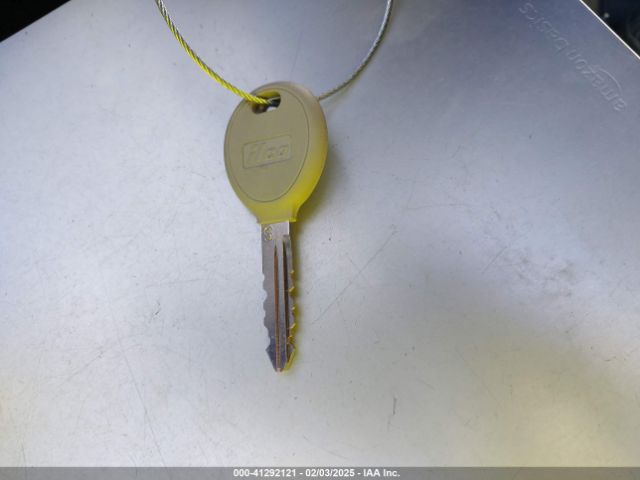 2013 CHRYSLER 200 1C3CCBCG9DN609495 Photo 10
