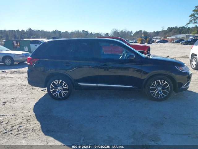 JA4AZ2A36JZ003894 Mitsubishi Outlander Es