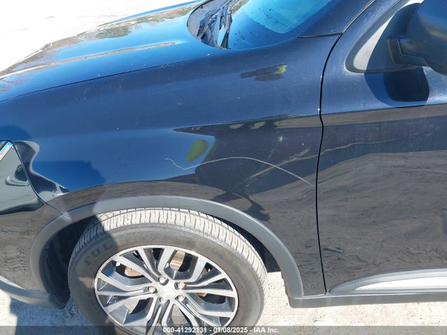 JA4AZ2A36JZ003894 Mitsubishi Outlander Es