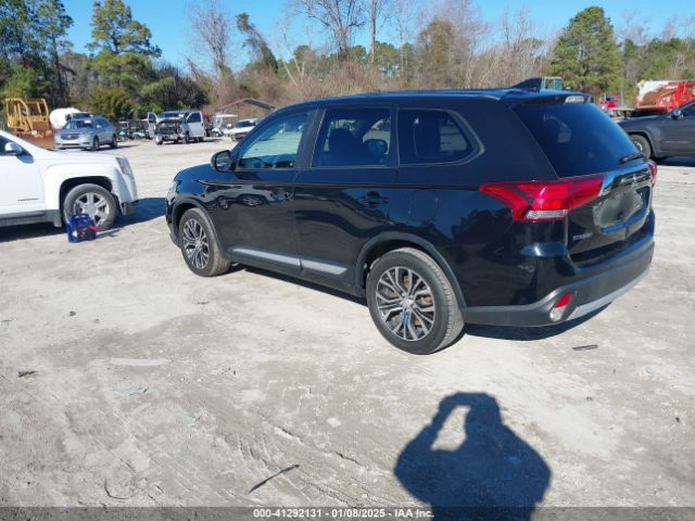2018 MITSUBISHI OUTLANDER JA4AZ2A36JZ003894 Photo 2