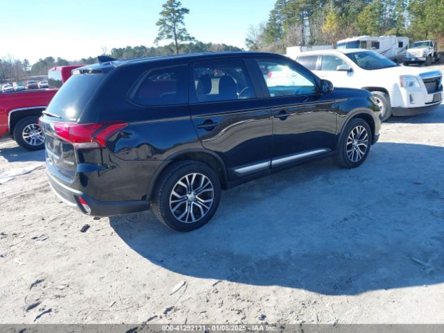 2018 MITSUBISHI OUTLANDER JA4AZ2A36JZ003894 Photo 3