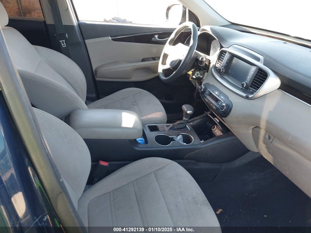 KIA Sorento 3.3l Lx 2019 5XYPG4A55KG466824 Image 5