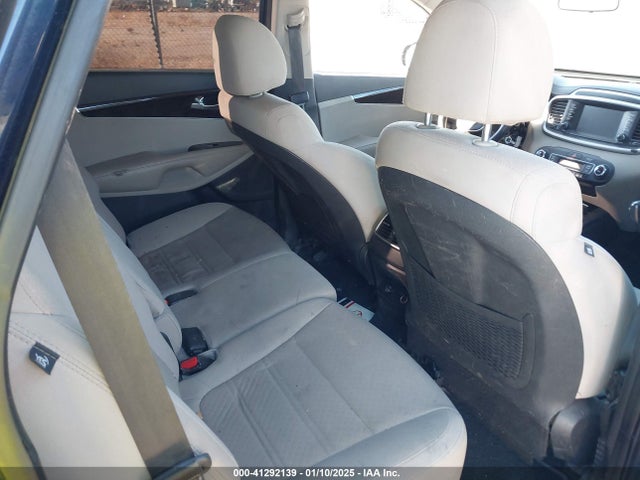KIA Sorento 3.3l Lx 2019 5XYPG4A55KG466824 Image 8