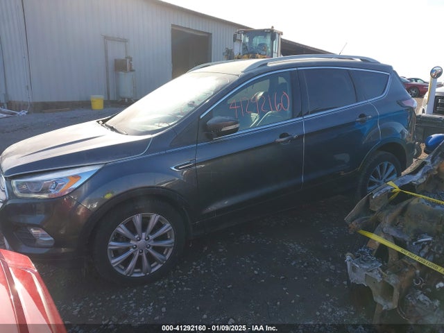 Ford Escape Titanium 2017 1FMCU0JD1HUC21982 Image 2