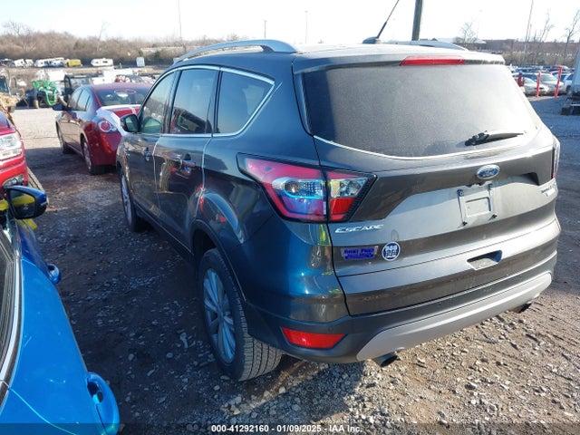 Ford Escape Titanium 2017 1FMCU0JD1HUC21982 Image 3