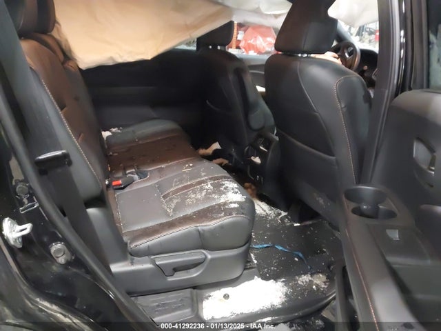 5FNYF8H63NB028070 Honda Passport Awd Trailsport